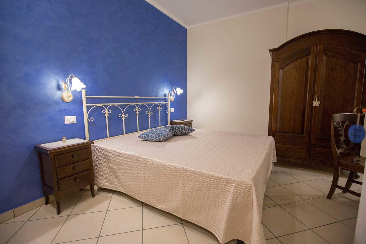 B&B Le Due Gioie Taviano  Buitenkant foto