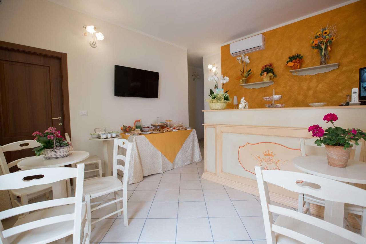 B&B Le Due Gioie Taviano  Buitenkant foto