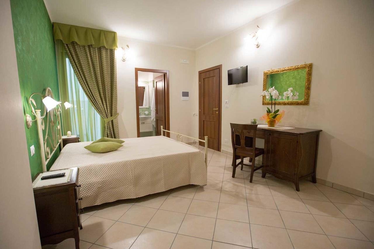 B&B Le Due Gioie Taviano  Buitenkant foto