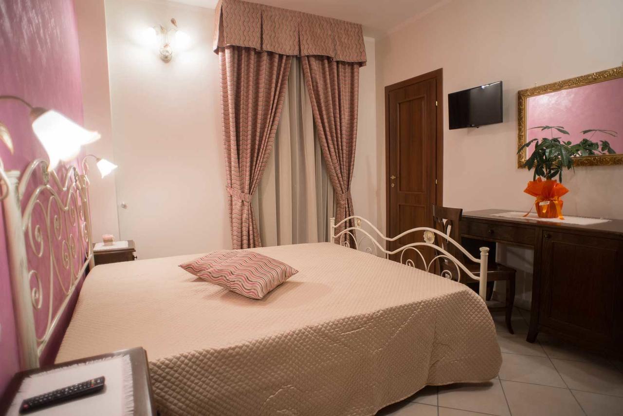 B&B Le Due Gioie Taviano  Buitenkant foto