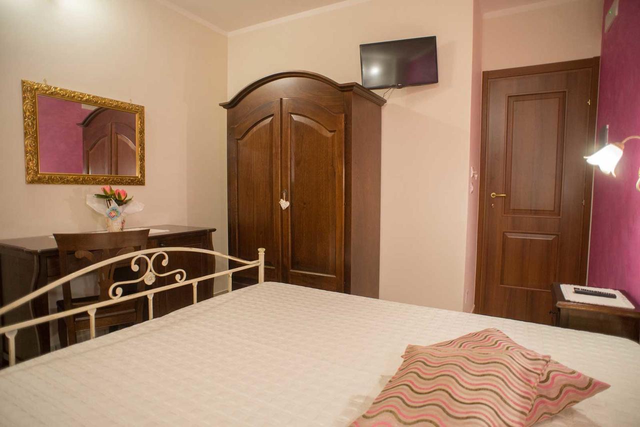 B&B Le Due Gioie Taviano  Buitenkant foto